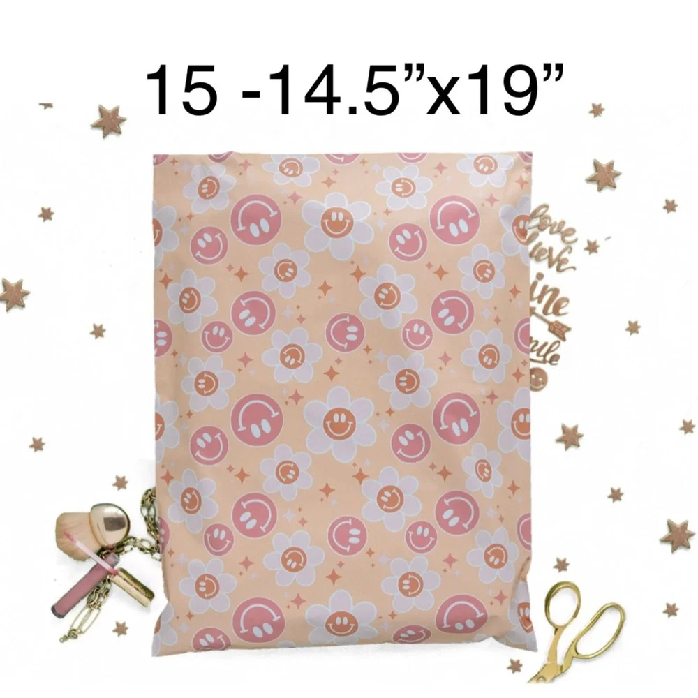 4/$20 -15 Smiley Daisy Poly Mailer 14”x19”